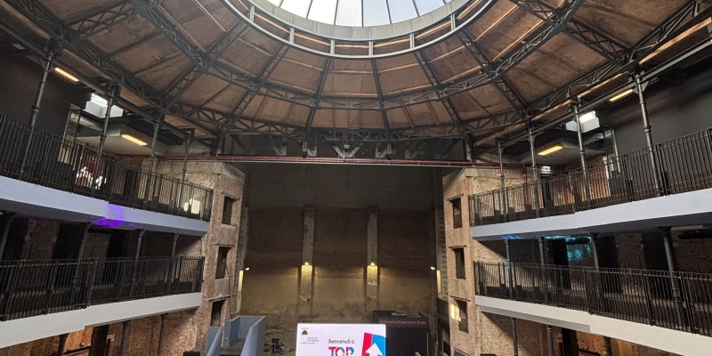 Arte e creatività protagoniste al Festival TOP 2026: la classe 5A del Liceo Artistico all'Ex Teatro Verdi di Ferrara